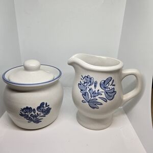 Vintage pfaltzgraff yorktowne Creamer and sugar set